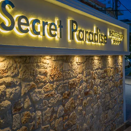 Secret Paradise & (adults Only)