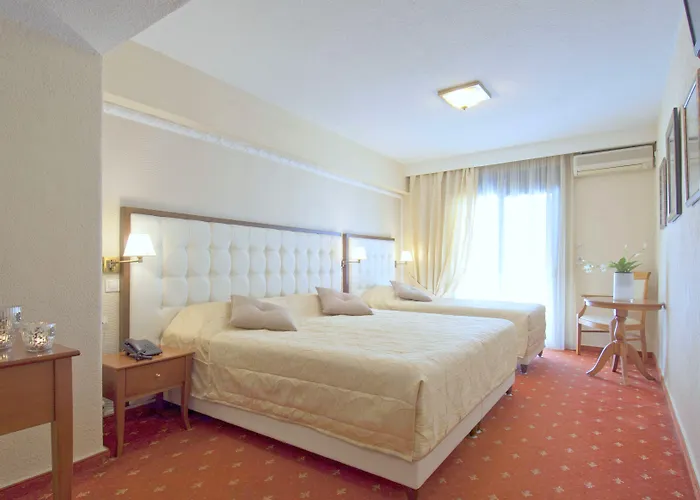 Secret Paradise & (adults Only) 4*